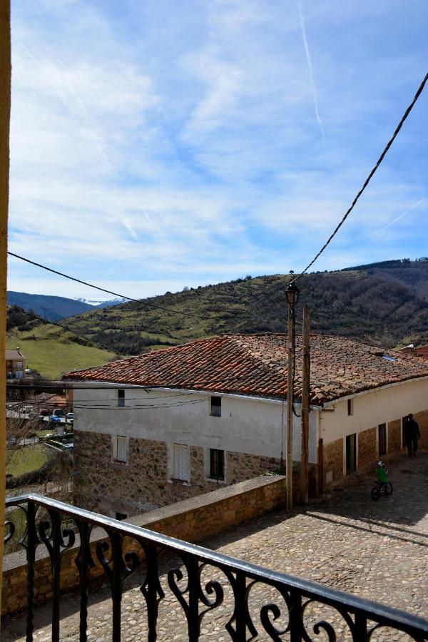 Posada Hoyos De Iregua Villoslada de Cameros Kültér fotó